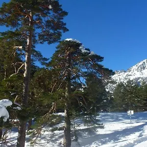https://apartment-courbet.midi-pyreneeshotels.com